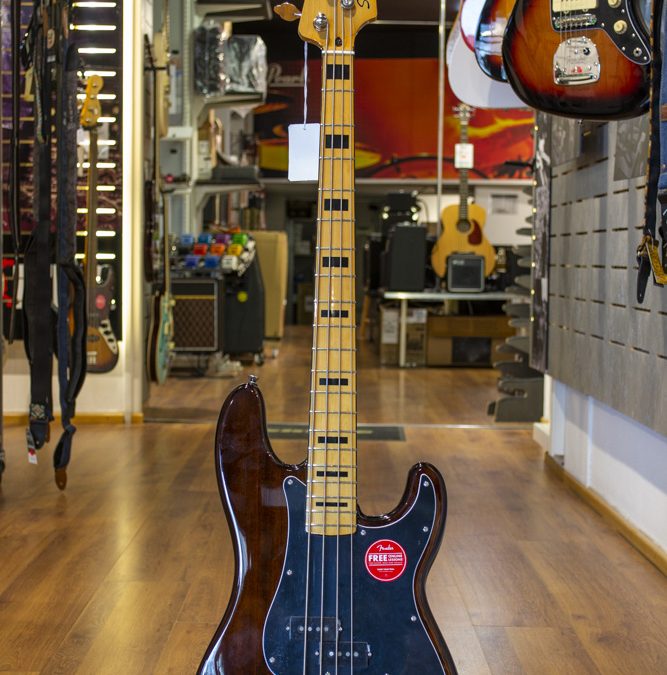 Squier Precision Bass Classic Vibe 70s